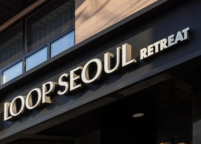 Hotel Loop Retreat By Anook Hongdae Seul
