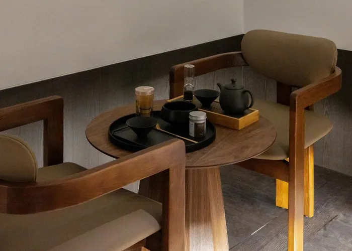 Loop Retreat By Anook Hongdae * Seul