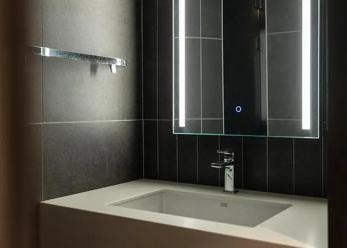 Loop Retreat By Anook Hongdae Hotel *
