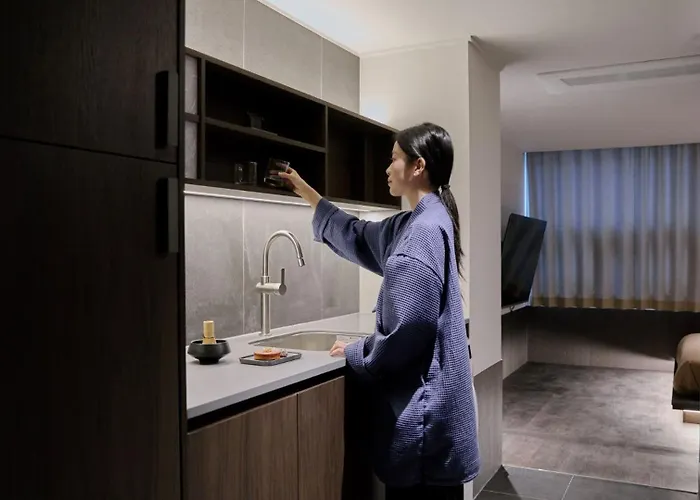 Loop Retreat By Anook Hongdae Hotel *