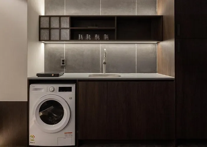 Loop Retreat By Anook Hongdae