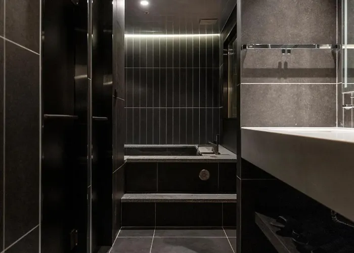 Loop Retreat By Anook Hongdae Hotel