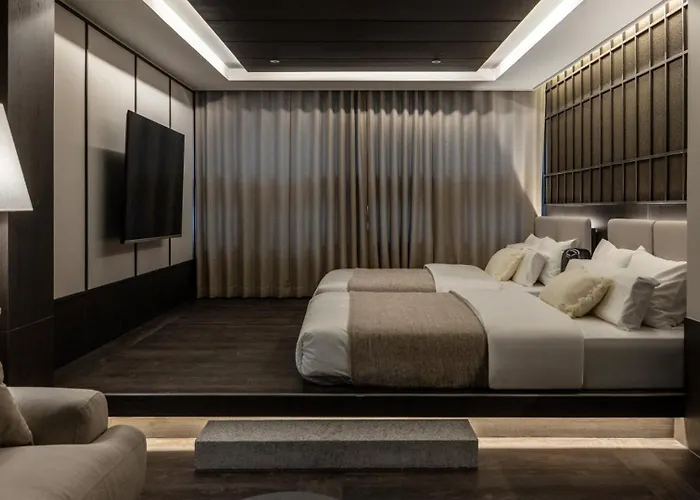 Loop Retreat By Anook Hongdae *